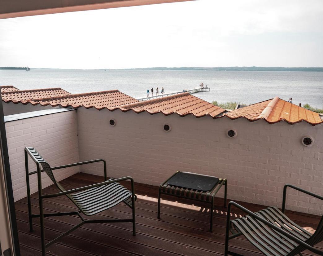 Langhoff & Juul Boutique Hotel Og Restaurant Ebeltoft Exterior photo